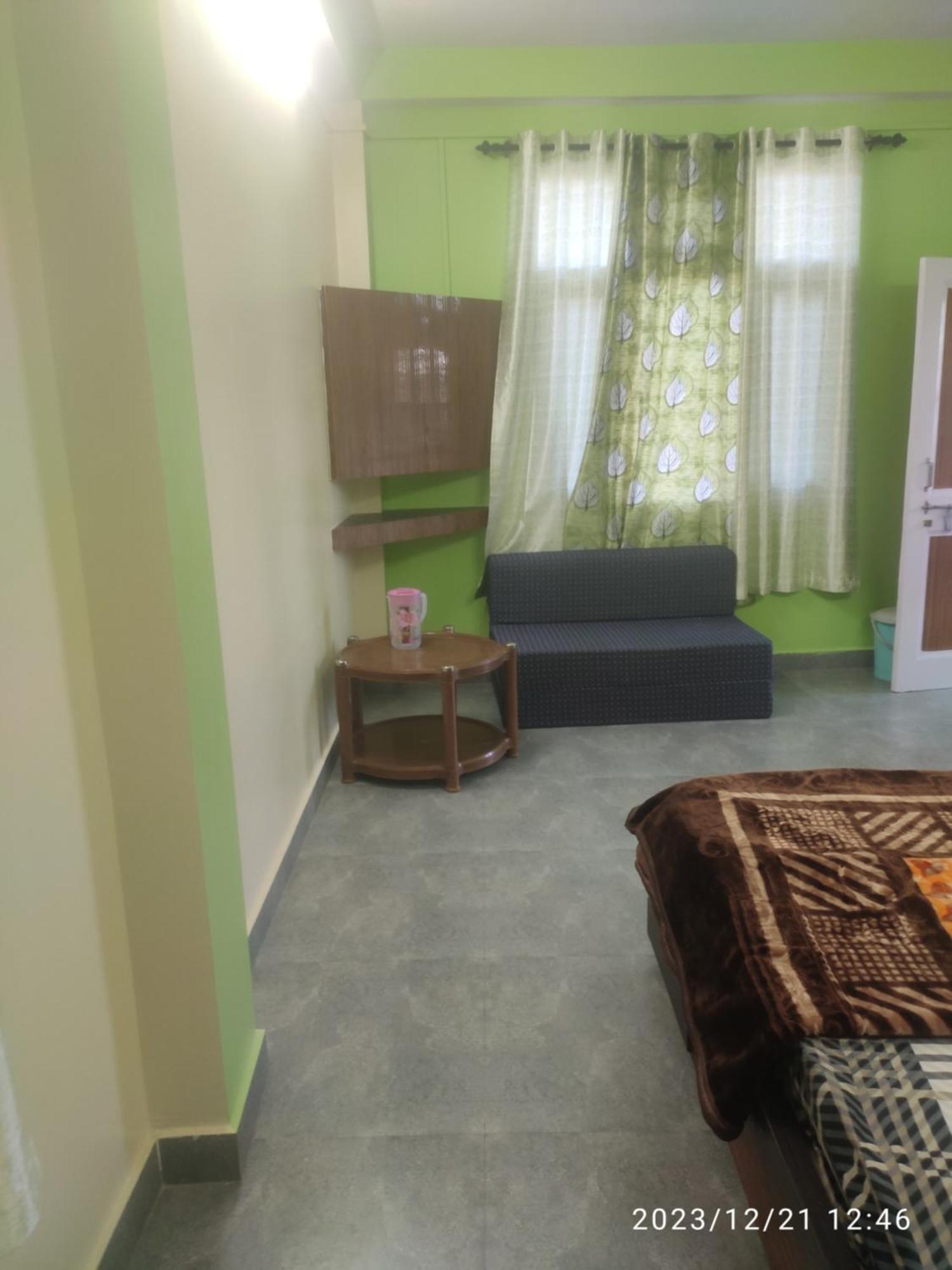 Tree Valley Homestay Chail Luaran gambar
